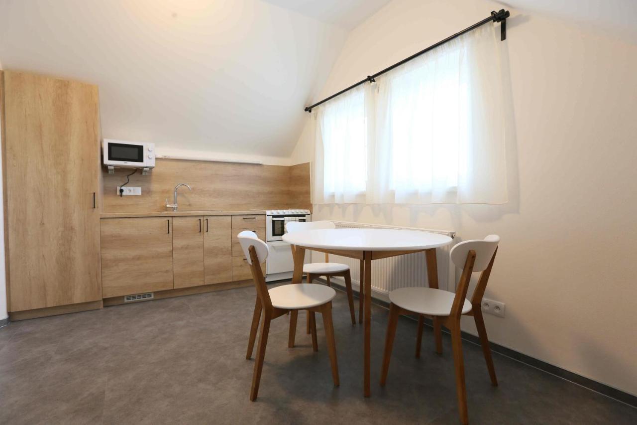 Apartmány AURA Bozi Dar Exterior foto